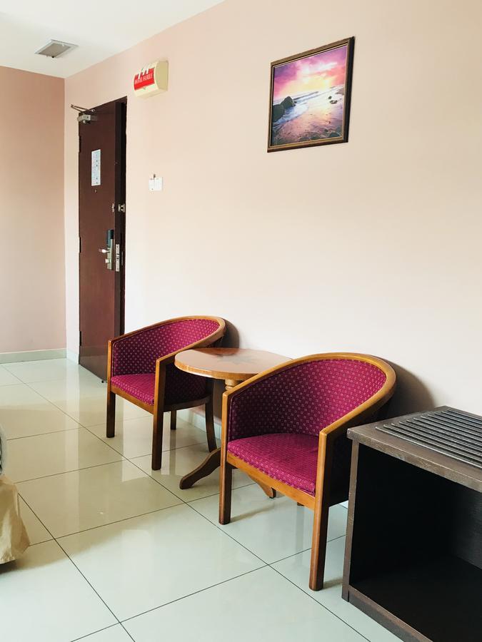 Family Hotel Klang Ngoại thất bức ảnh