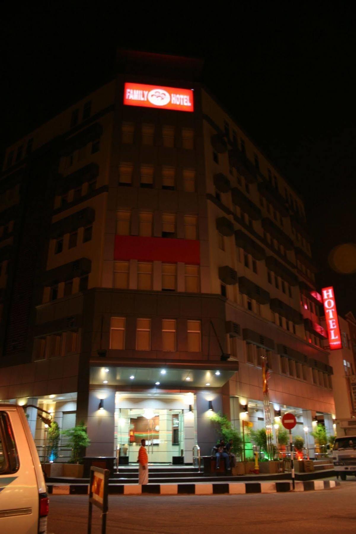 Family Hotel Klang Ngoại thất bức ảnh